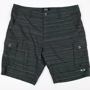 OAKLEY Men's 38 Black & Green Hybrid 10" Shorts